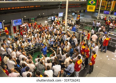 Sao Paulo, Brazil, June 19, 2004. BM&F, Commodities Exchange Futures,  Stock Brokers Trading In Sao Paulo, Brazil