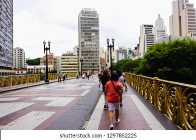 Sao Paulo, SP / Brazil - 01/25/2019: Tourists Walking On Viaduto Do Cha In The 465 Sao Paulos' Aniversary. 