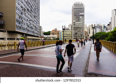 Sao Paulo, SP / Brazil - 01/25/2019: Tourists Walking On Viaduto Do Cha In The 465 Sao Paulos' Aniversary. 