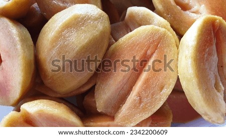 Sapodilla is a type of evergreen plant. The fruit has a sweet and fragrant taste in Thailand, popular as a snack. Ripe Sapodilla fruits are high in sugar. And contains vitamins A and C, calcium.