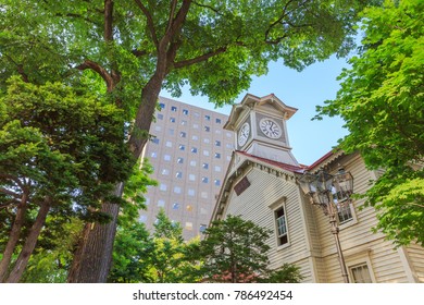 Sapporo Clock Tower ist ein Symbol von Hokkaido.Dieses Gebäude ist ein Holzgebäude In amerikanischen Stil Entwicklung im Jahr 1878, Hokkaido, Japan