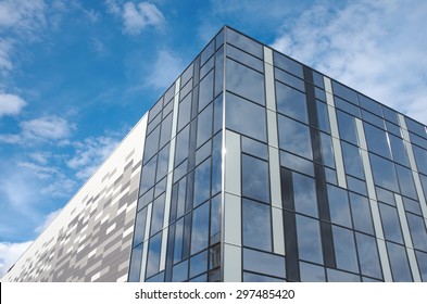 25,342 Aluminium building Images, Stock Photos & Vectors | Shutterstock