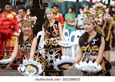 2,827 Orang sarawak Images, Stock Photos & Vectors | Shutterstock