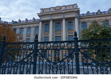 Saratov, Russia. October 13, 2021 The Building Of The Institute Of Experimental Medicine 1910 On The Street. Moscow