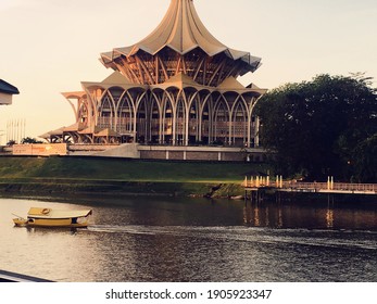 Sarawak Kuching River Beautiful Temple 