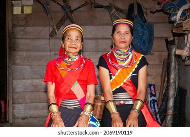 Sarawak, Malaysia – October 21, 2021: The Photo Showing Native Women Or 'ring Ladies' Of Sarawak. This Indigenous Ladies Wearing The Yellow Copper Rings Since They Were Young.