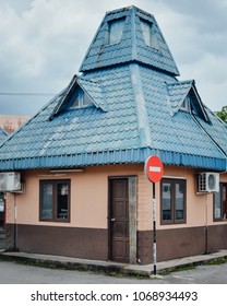 Sarikei Town, Sarawak  Malaysia - October 7, 2017: Tiny Office Belongs To The Bus Operator In Sarikei