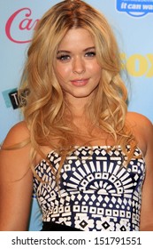 Sasha Pieterse At The 2013 Teen Choice Awards Press Room, Gibson Amphitheatre, Universal City, CA 08-11-13