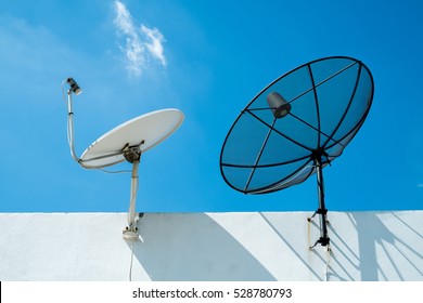 90 C band satellite dish Images, Stock Photos & Vectors | Shutterstock