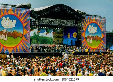 Saugerties, New York, USA, August 12, 1994. 
Crowd In Front Of The Main Stage On Opening Day Of The 25Th Anniversary Of The Woodstock Music Festival 