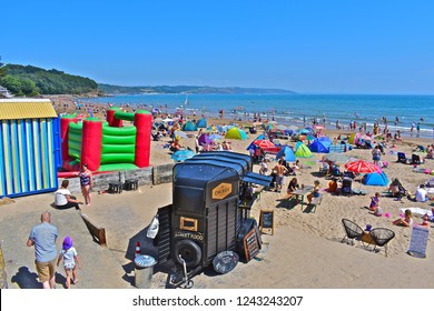 Saundersfoot, Pembrokeshire / Wales UK - 8/5/2018 :  A Typical Busy British Seaside Holiday Scene At The Beach In Summer At Saundersfoot In West Wales. 