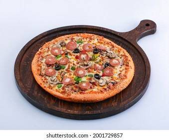 Sausage And Bell Pepper Pizza