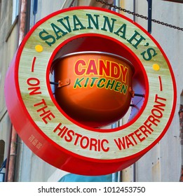 SAVANNAH GEORGIA USA 06 27 2016: Savannah Candy Kitchen Finest Handmade Candy, Including Pecan Pralines, Pecan Pies, Chocolate Fudge, Turtles, Divinity, Candy Gifts, Gift Baskets, And More