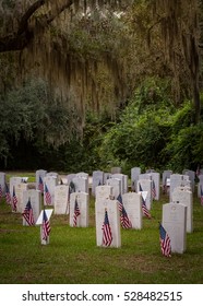 Savannah, United States: October 1, 2016: Military Graves And Flags In An Historical Southern Cemetary