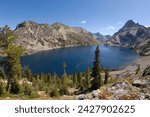 Sawtooth lake, sawtooth mountains, sawtooth wilderness, sawtooth national recreation area, rocky mountains, idaho, united states of america, north america