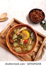 Sayur Asem Or Tamarind Vegetables In A Serving Bowl, Vegetables Consisting Of Squash, Corn, Long Beans, Tamarind, Eggplant, Melinjo Leaves And Young Jackfruit.