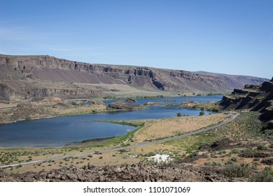 The Scablands In Eastern Washington. A View Of Dry Falls State Park. 