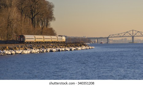 SCARBOROUGH, NEW YORK, USA - February 2004: Metro North Commuter Train Railroad Line, On Hudson River.