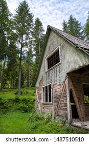 Scary Haunted Abandoned Wooden House Shack Stock Photo 1487510510 ...