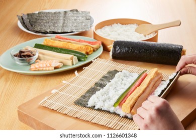 Scene To Make Rolled Sushi