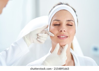 A scene of medical cosmetology treatments botulinum injection. - Powered by Shutterstock