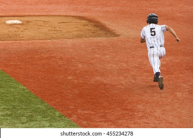 Scenery of the baseball match - Powered by Shutterstock