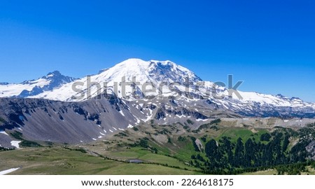 Scenery Mount Rainier from Fremont Lookout