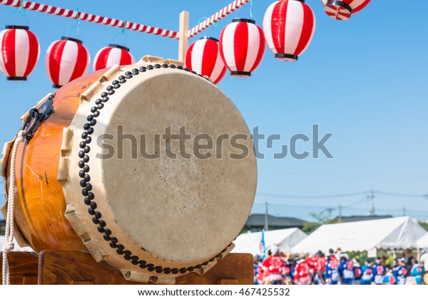 Scenery of the summer\
festival in Japan