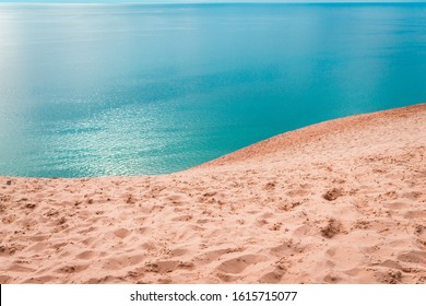 Scenic overlook of Lake Michigan from the top of sleeping bear dunes