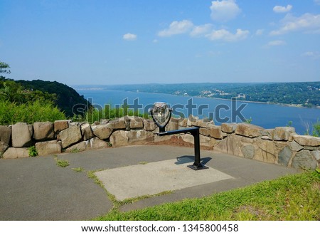 A scenic overlook at State Line Lookout in Palisades Interstate Park, New Jersey