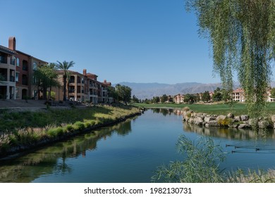 Scenic Palm Desert Resort Vista, Southern California