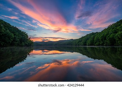 Scenic Sunset, Mountain Lake, Appalachian Mountains Of Kentucky