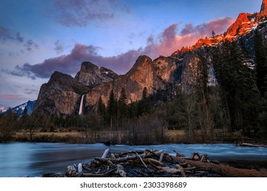 Scenic sunset view of the famous Yosemite Valley in the Yosemite National Park, Sierra Nevada mountain range in California, USA - Powered by Shutterstock