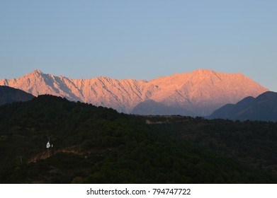 Scenic View Of Himalyas ,dhauladhar Ranges.