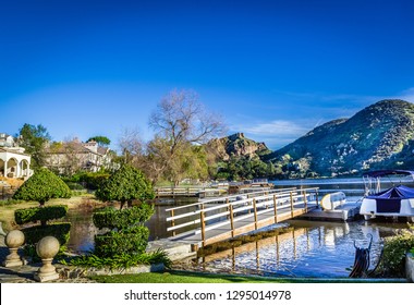 A Scenic View In Lake Sherwood In The Santa Monica Mountains, In Ventura County, California Overlooking The Lake Sherwood Reservoir. It Is South Of The Conejo Valley And City Of Thousand Oaks, 