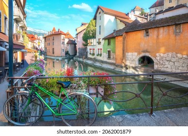 Scenic view of street and Canal du Thiou in beautiful old town Annecy. French Alps, France