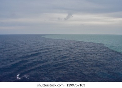 Scenic View Where Two Oceans Meet On A Cloudy Fall Morning 