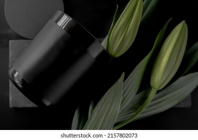 Scented Candle Jar Top View Product Photography Horizontal Flat Layout Black 