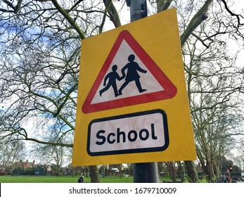 899 Back To School Uk Images, Stock Photos & Vectors 