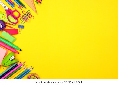 427,829 School supplies background Images, Stock Photos & Vectors ...