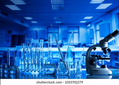 613,573 Science Laboratory Background Images, Stock Photos & Vectors ...