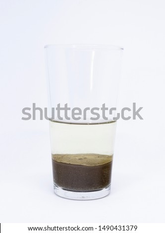 Science experiment: heterogeneous mixture of water and sand