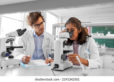 559 Indian women microscope Images, Stock Photos & Vectors | Shutterstock