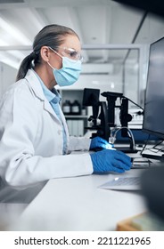 Science Woman, Covid And Computer Laboratory Research, Medical Innovation And Expert Test Online. Senior Scientist Mask, Desktop Data And Vaccine Medicine Worker Planning Virus Analytics Information