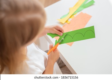 Scissor Skills, Preschools Cutting Practise Worksheets.