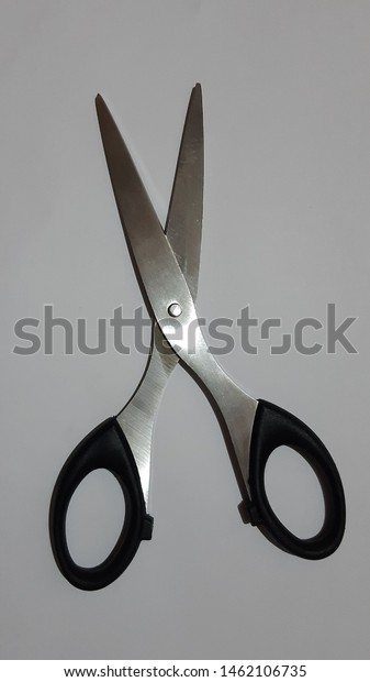 what are scissors made out of