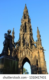 Scott Monument With David Livingstone