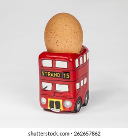 egg bus toy