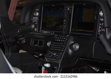 Scottsdale Arizona 1-25-2022 Cockpit Layout On A Cirrus Aircraft