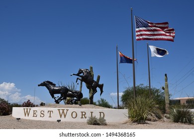 Scottsdale Arizona 9/2/19 West World Horse Sculptures At Entrance